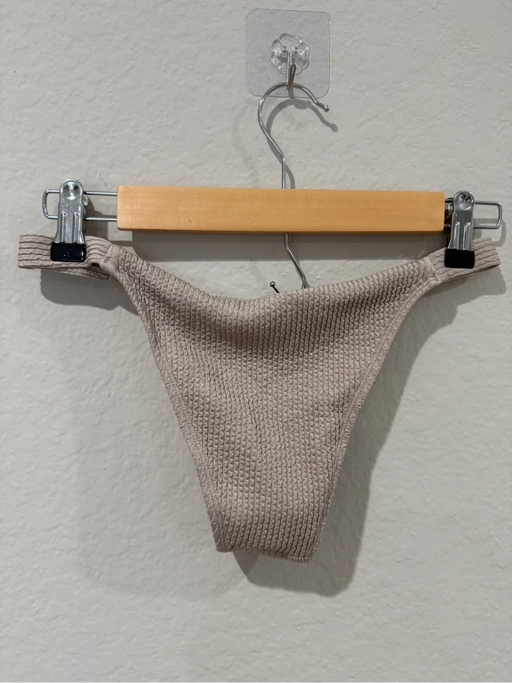 Monday Swimwear Copacabana Top and Java Bottom - Oat Crinkle in Size P